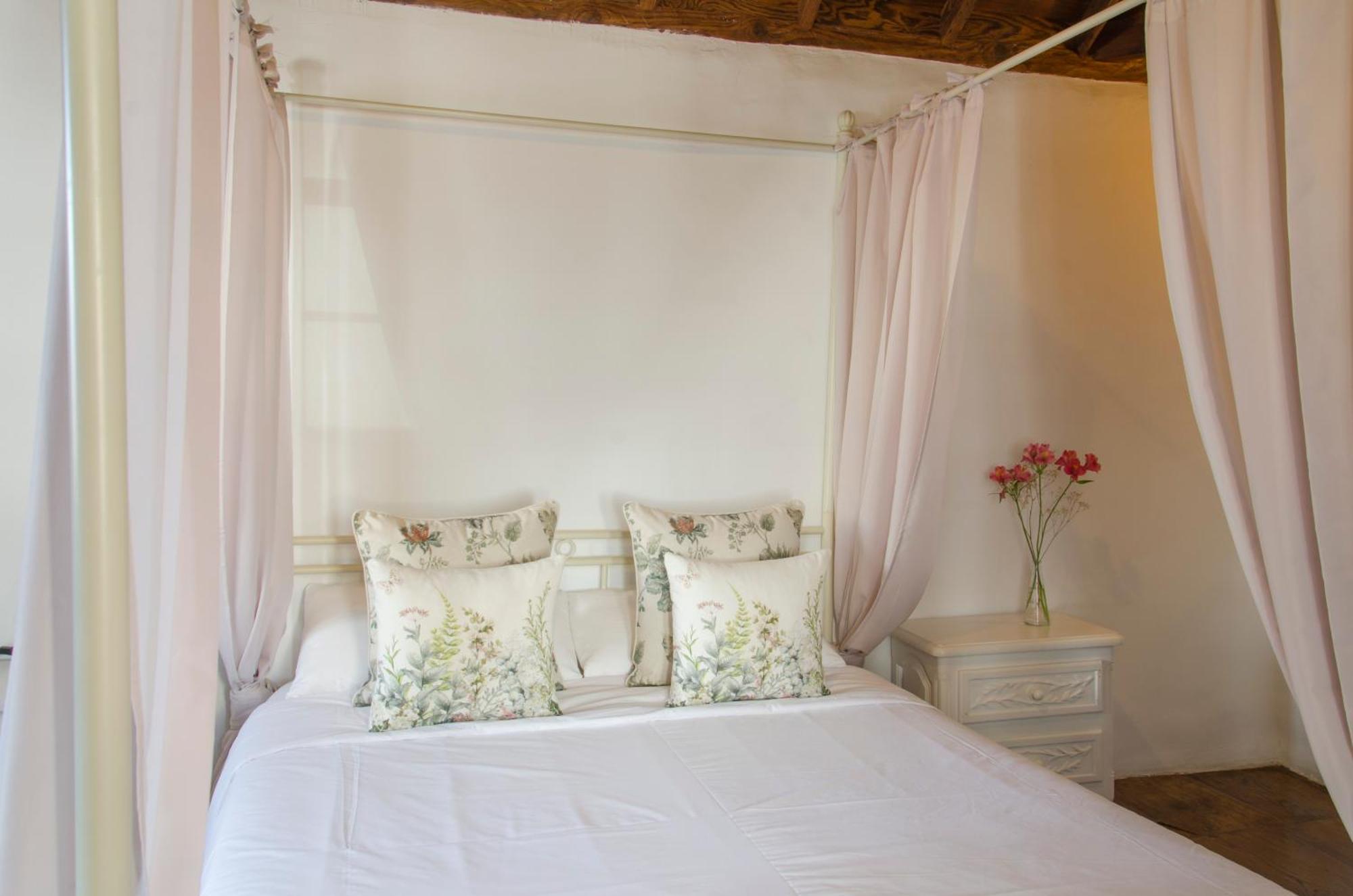 Hotel Rural Casona Santo Domingo Guimar Ruang foto